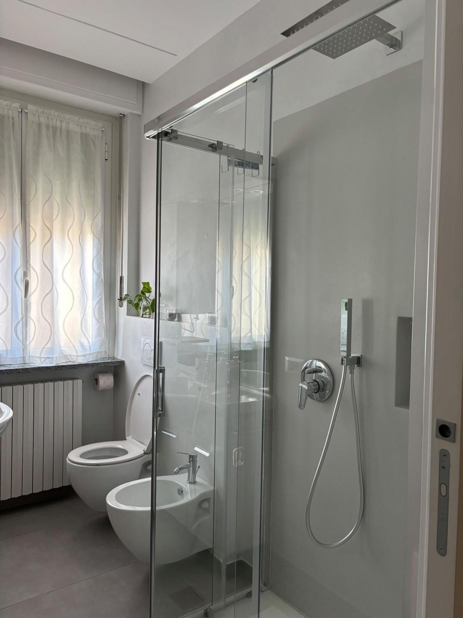 B&B Stella Somma Lombardo Bagian luar foto